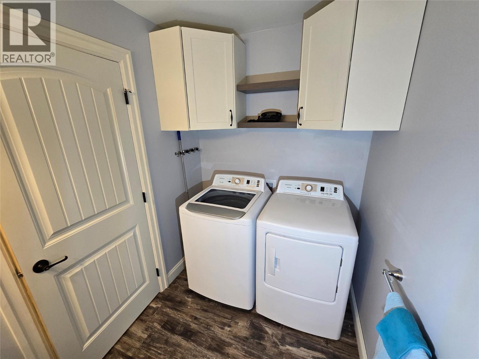 565 Clearwater Valley Road, Clearwater