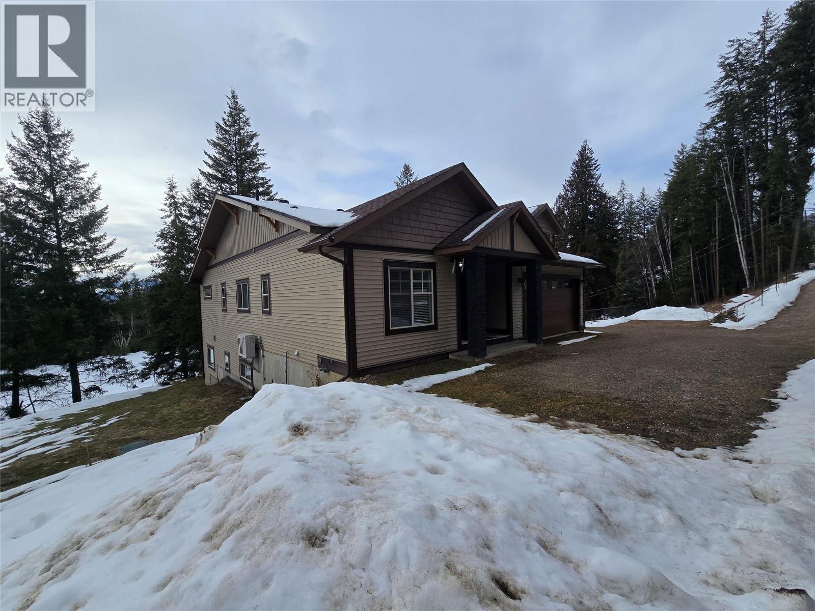 565 Clearwater Valley Road - 3