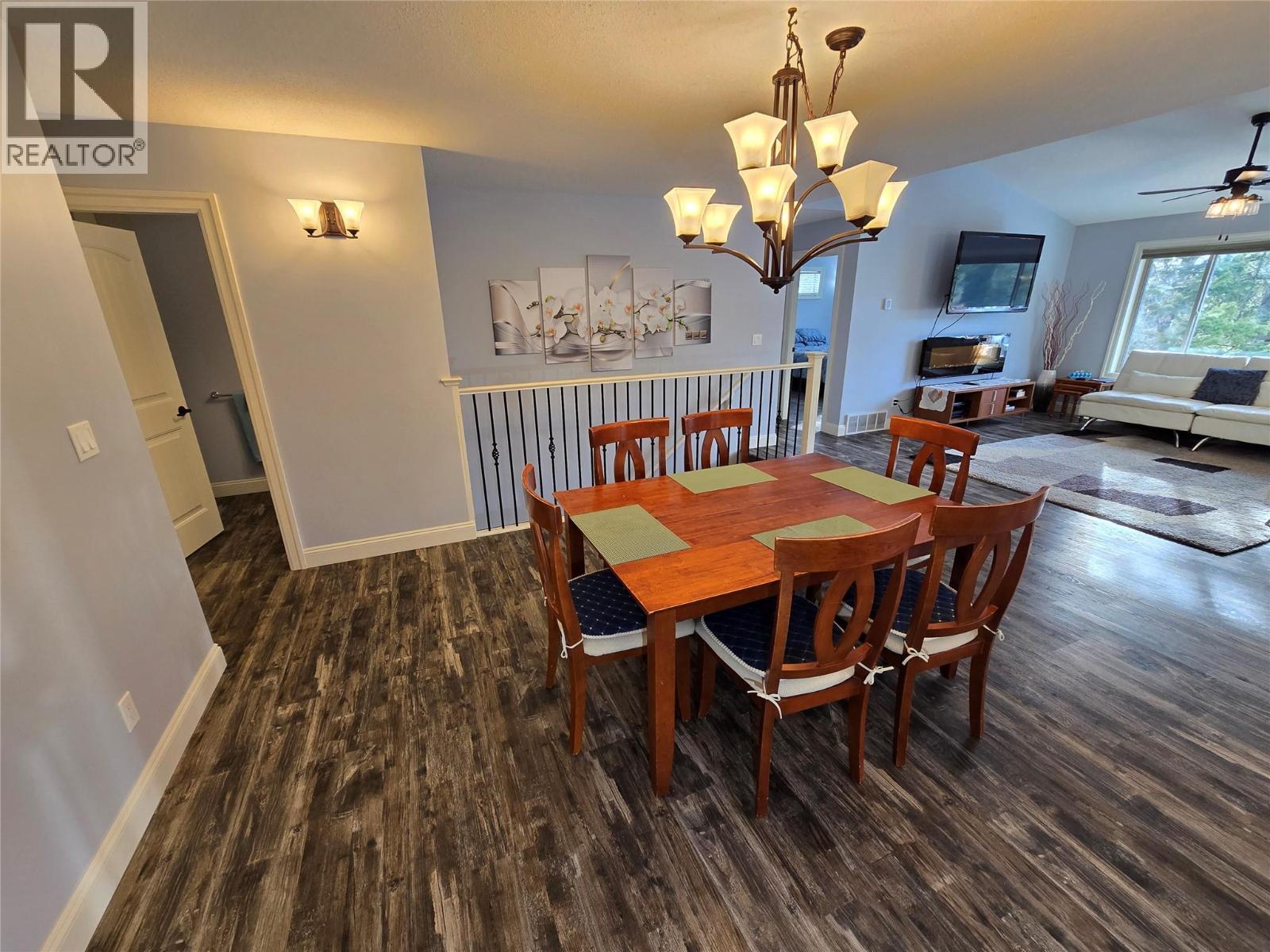 565 Clearwater Valley Road, Clearwater