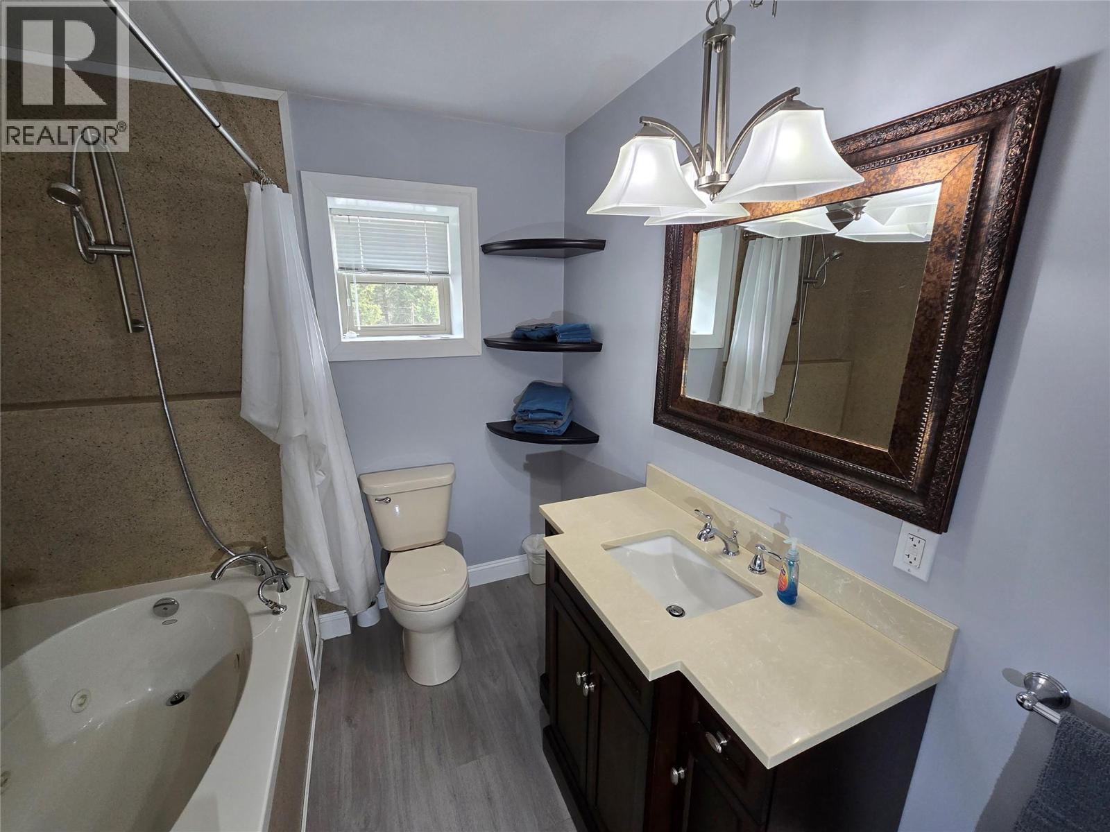 565 Clearwater Valley Road, Clearwater