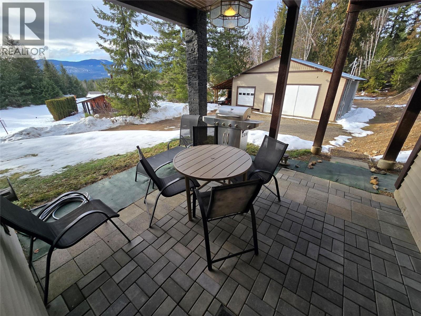 565 Clearwater Valley Road, Clearwater