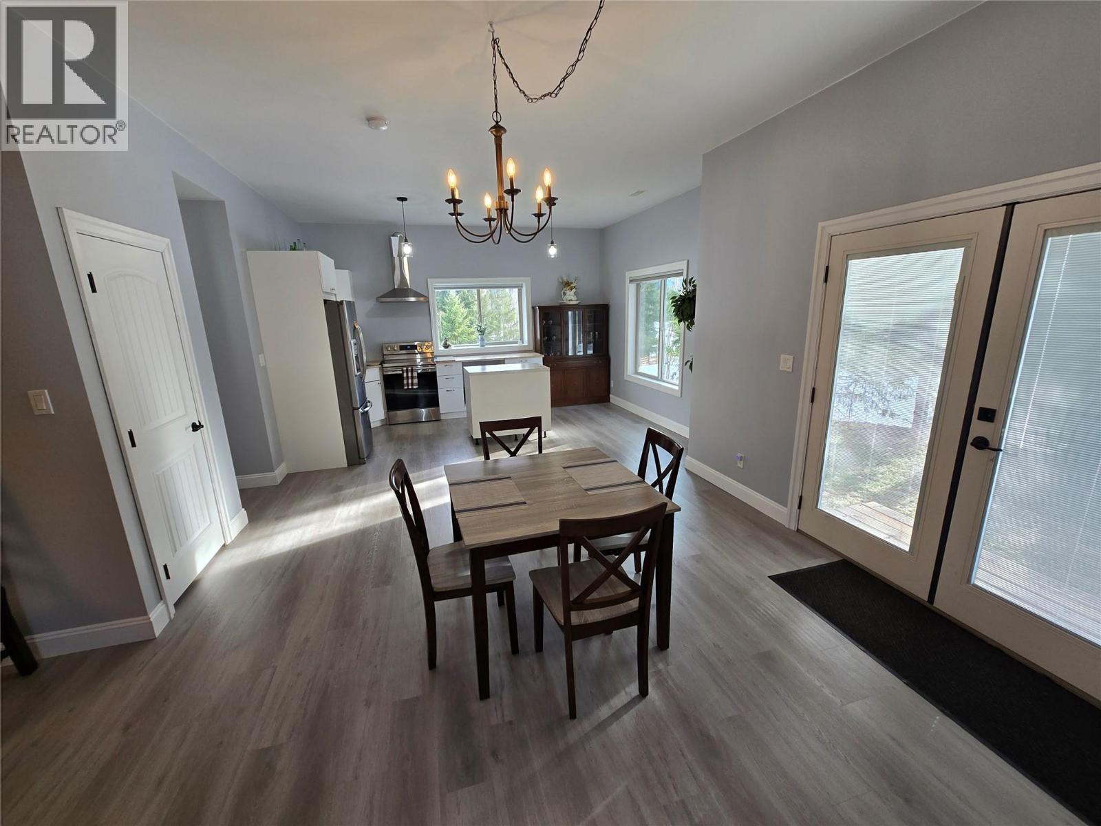 565 Clearwater Valley Road, Clearwater