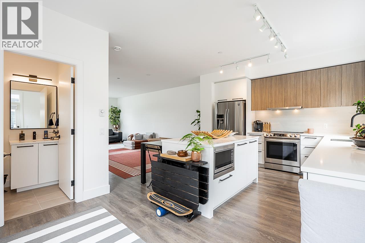 37981 HELM WAY, Squamish