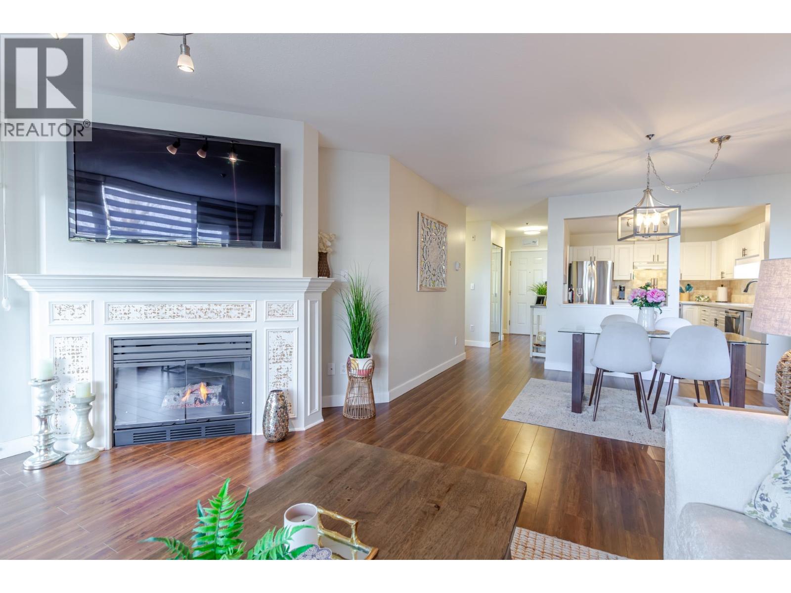 211 19142 122 AVENUE, Pitt Meadows