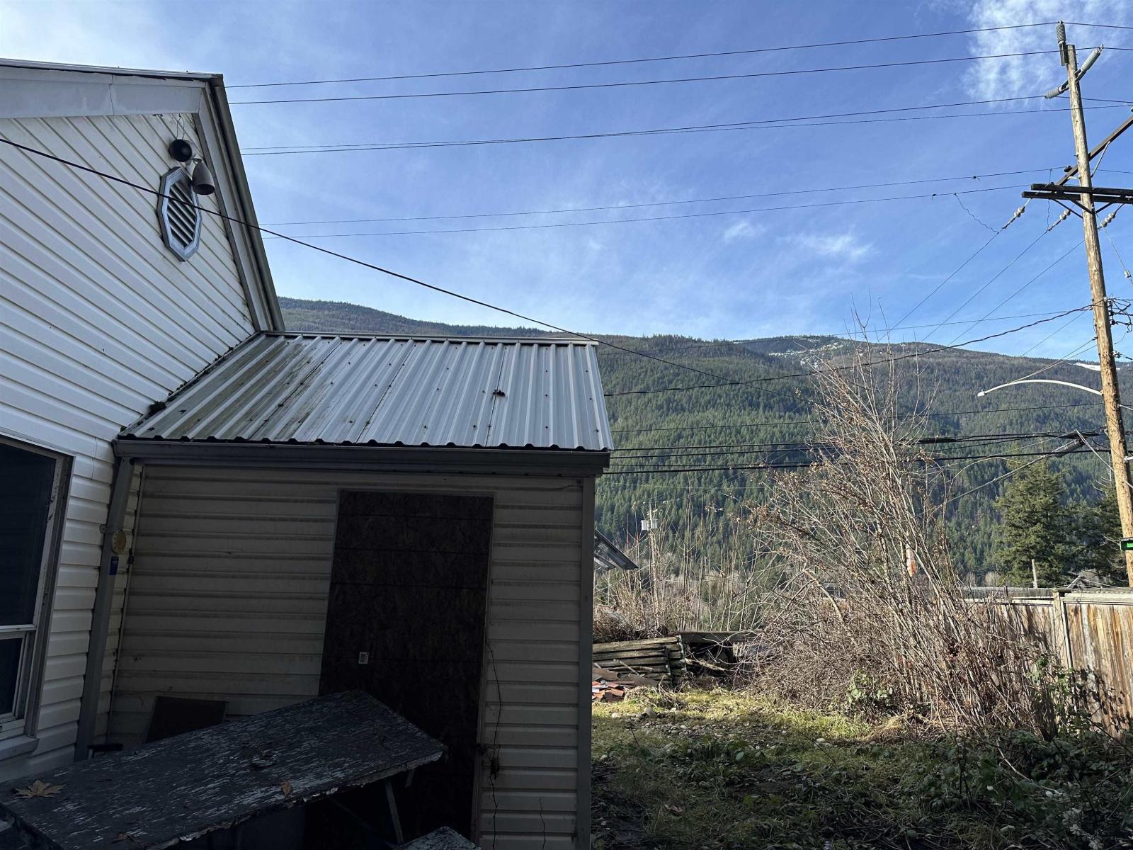 House in Boston Bar / Lytton - Image 15