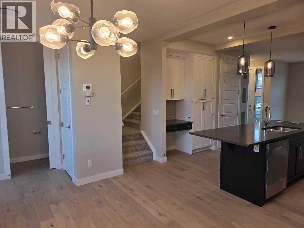 245 Cobblestone Gate SW - Photo 4 of 20, Airdrie, Alberta