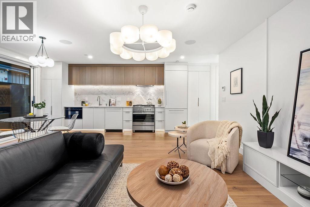 1143 W 33RD AVENUE, Vancouver