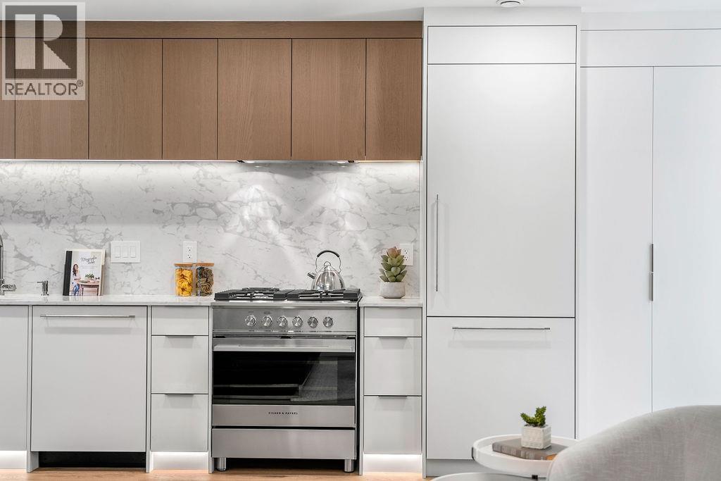 1143 W 33RD AVENUE - Main photo, Vancouver, British Columbia