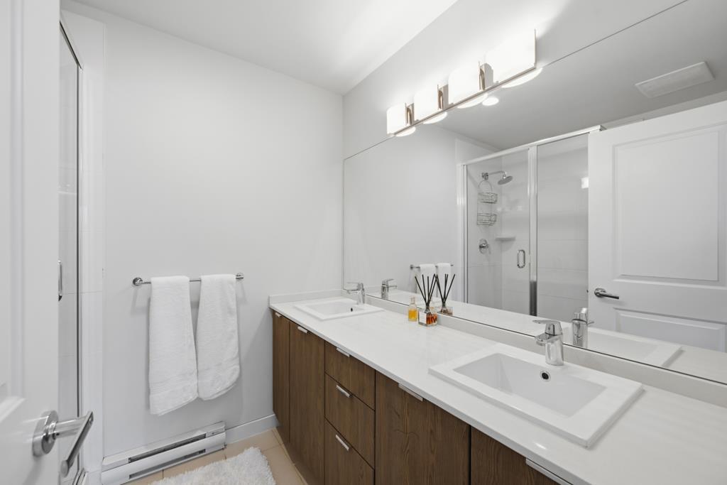 #10-10735 84 Avenue, Delta