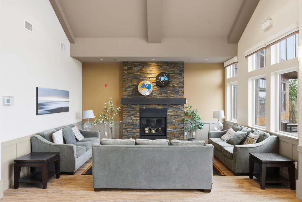 #10-10735 84 Avenue, Delta