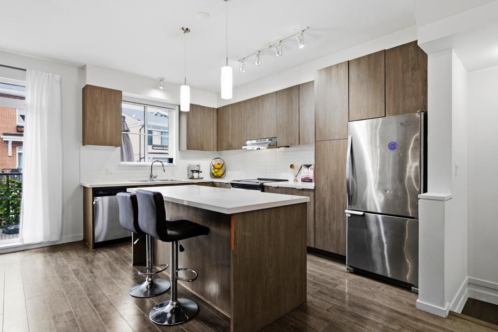 #10-10735 84 Avenue, Delta