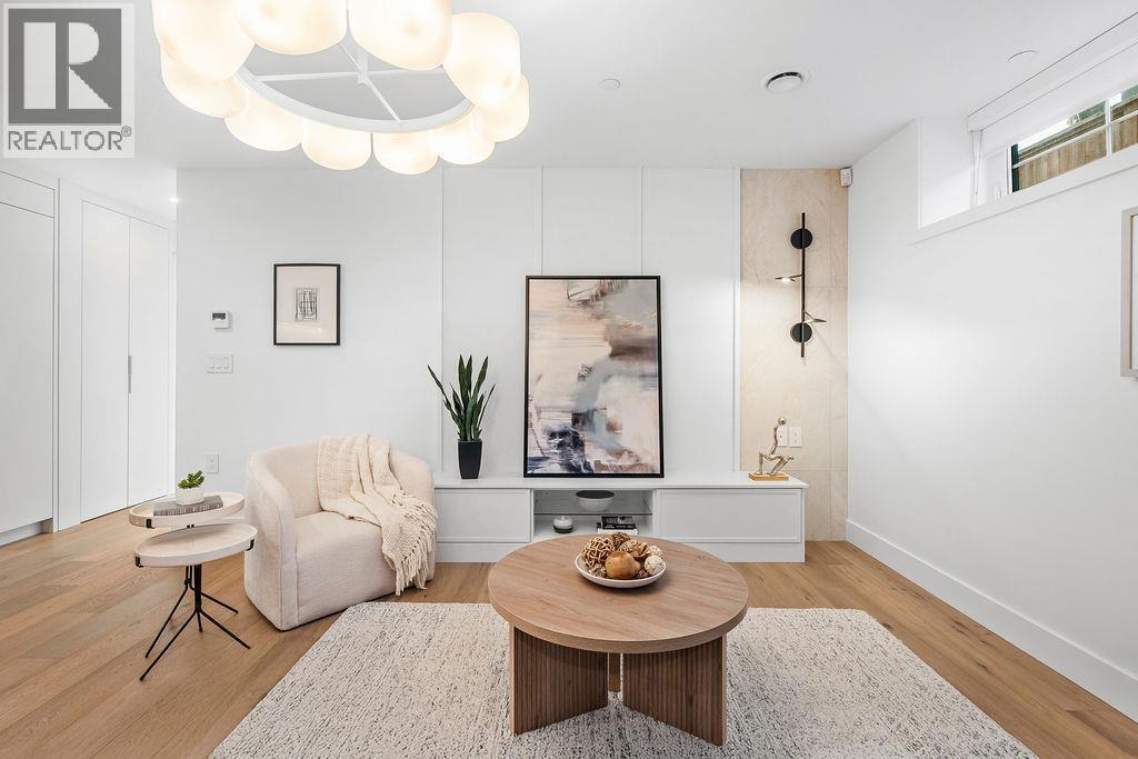 1143 W 33RD AVENUE, Vancouver