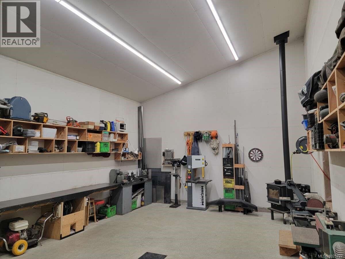 2314 GOULD RD W - 26