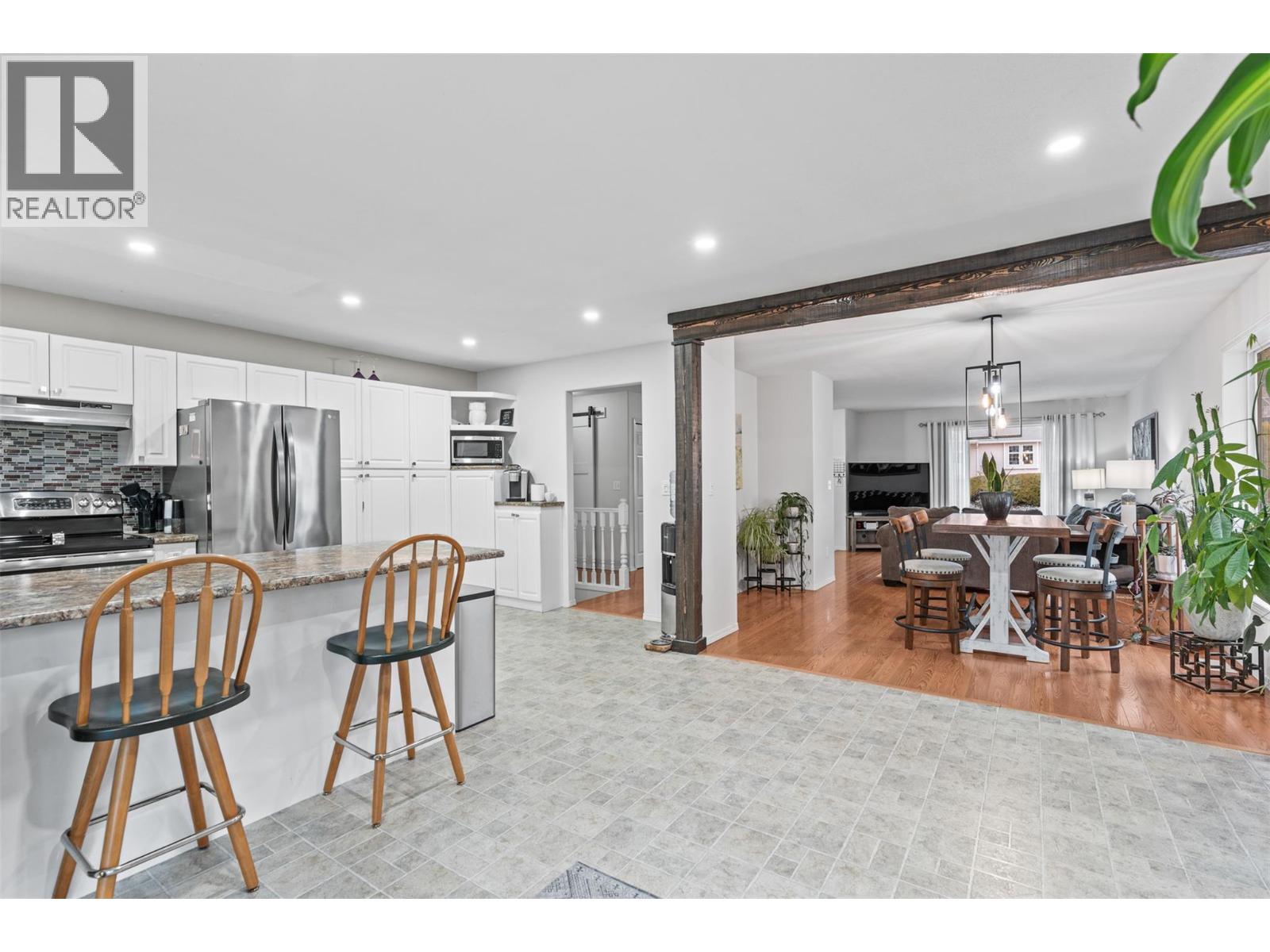 2825 Richfield Drive, Vernon