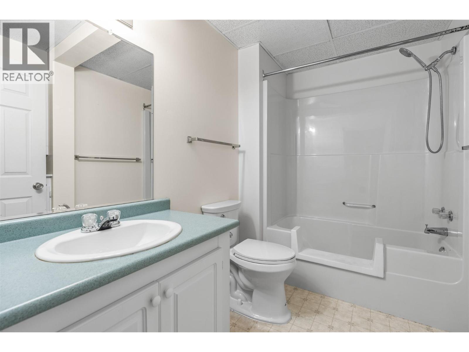 2825 Richfield Drive, Vernon