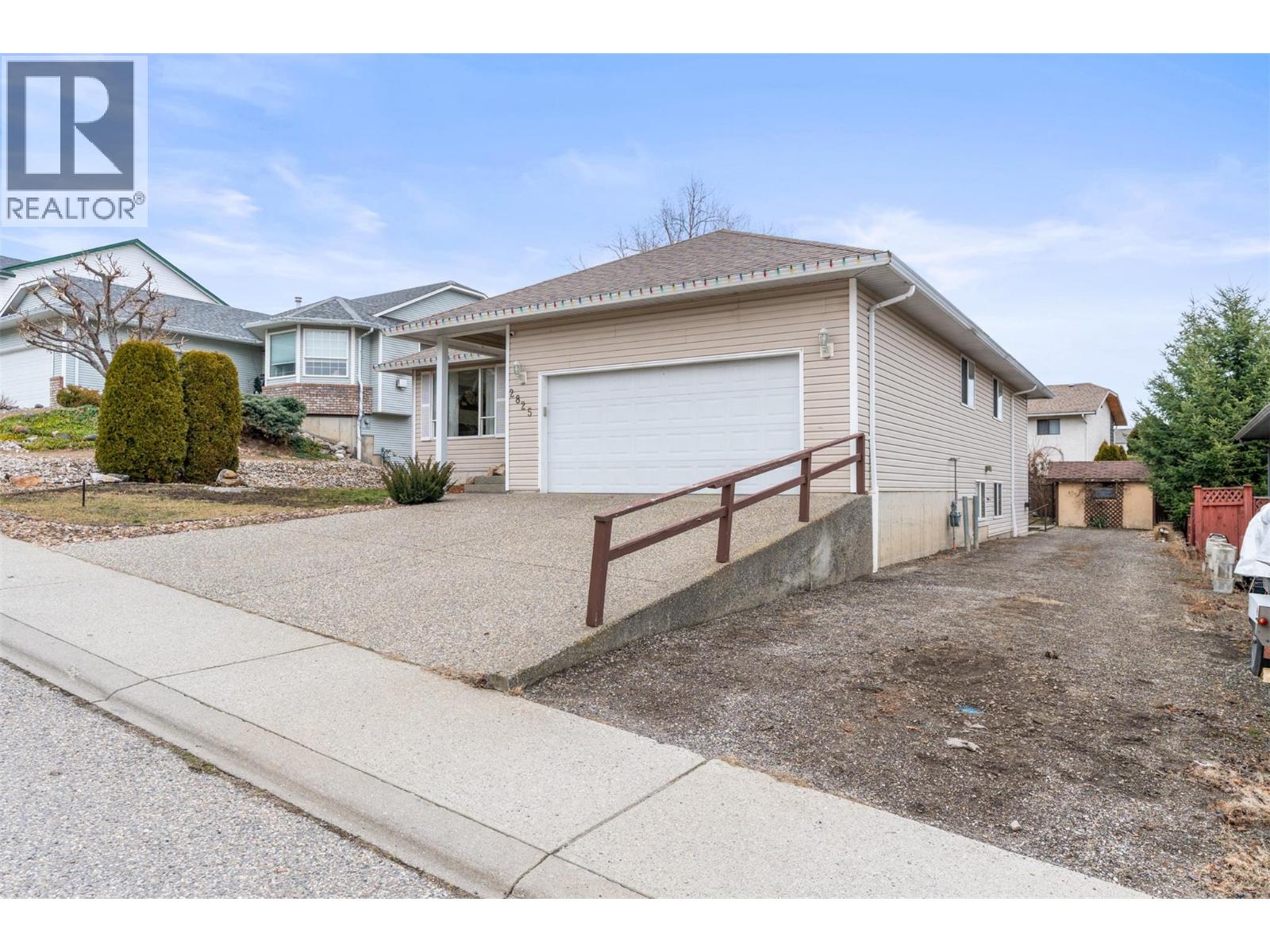 2825 Richfield Drive, Vernon