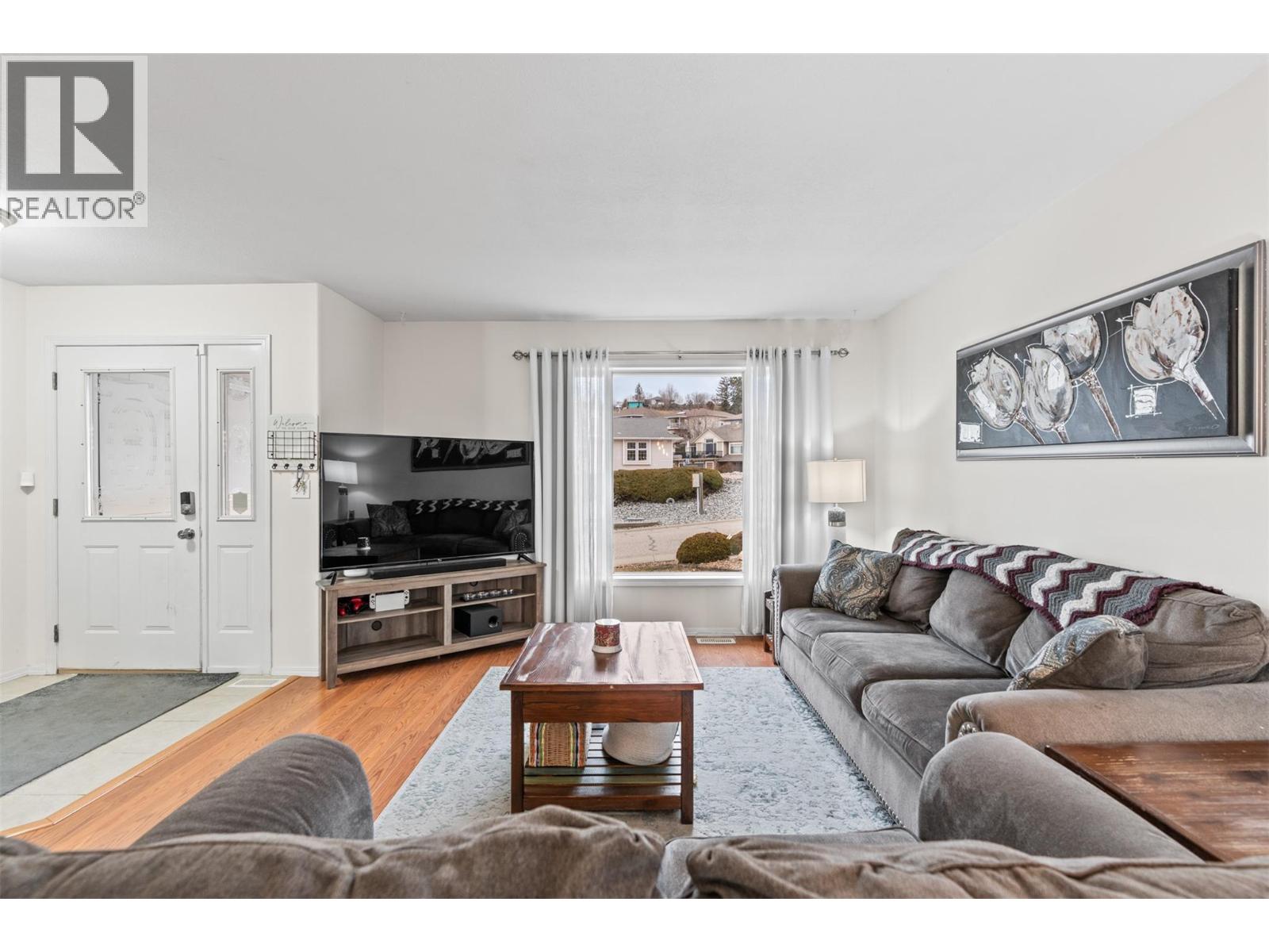 2825 Richfield Drive, Vernon