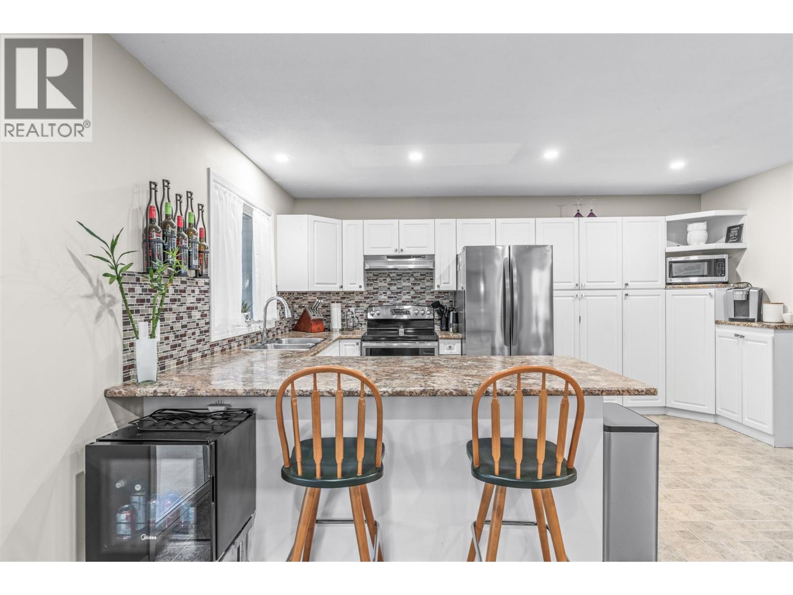 2825 Richfield Drive, Vernon