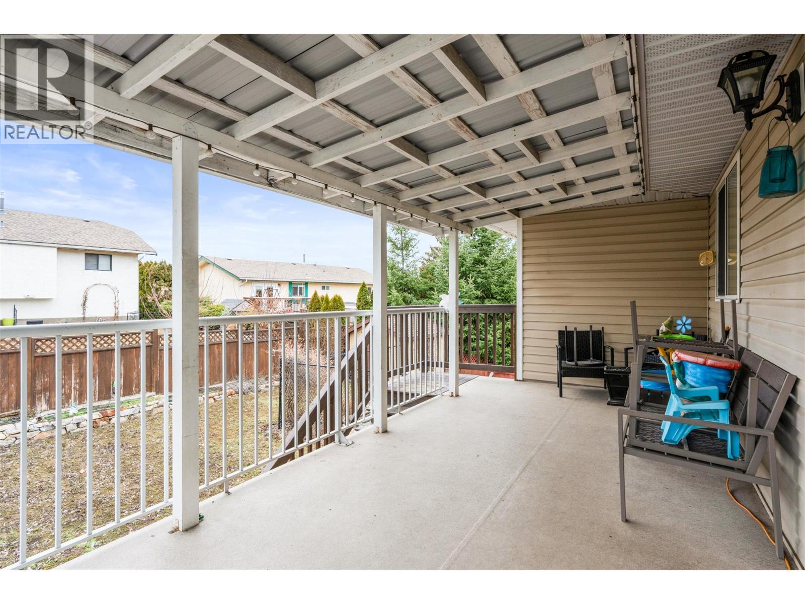 2825 Richfield Drive, Vernon