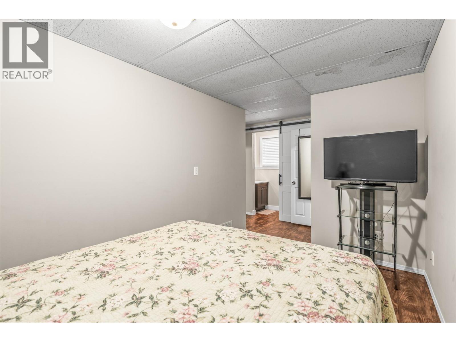 2825 Richfield Drive, Vernon