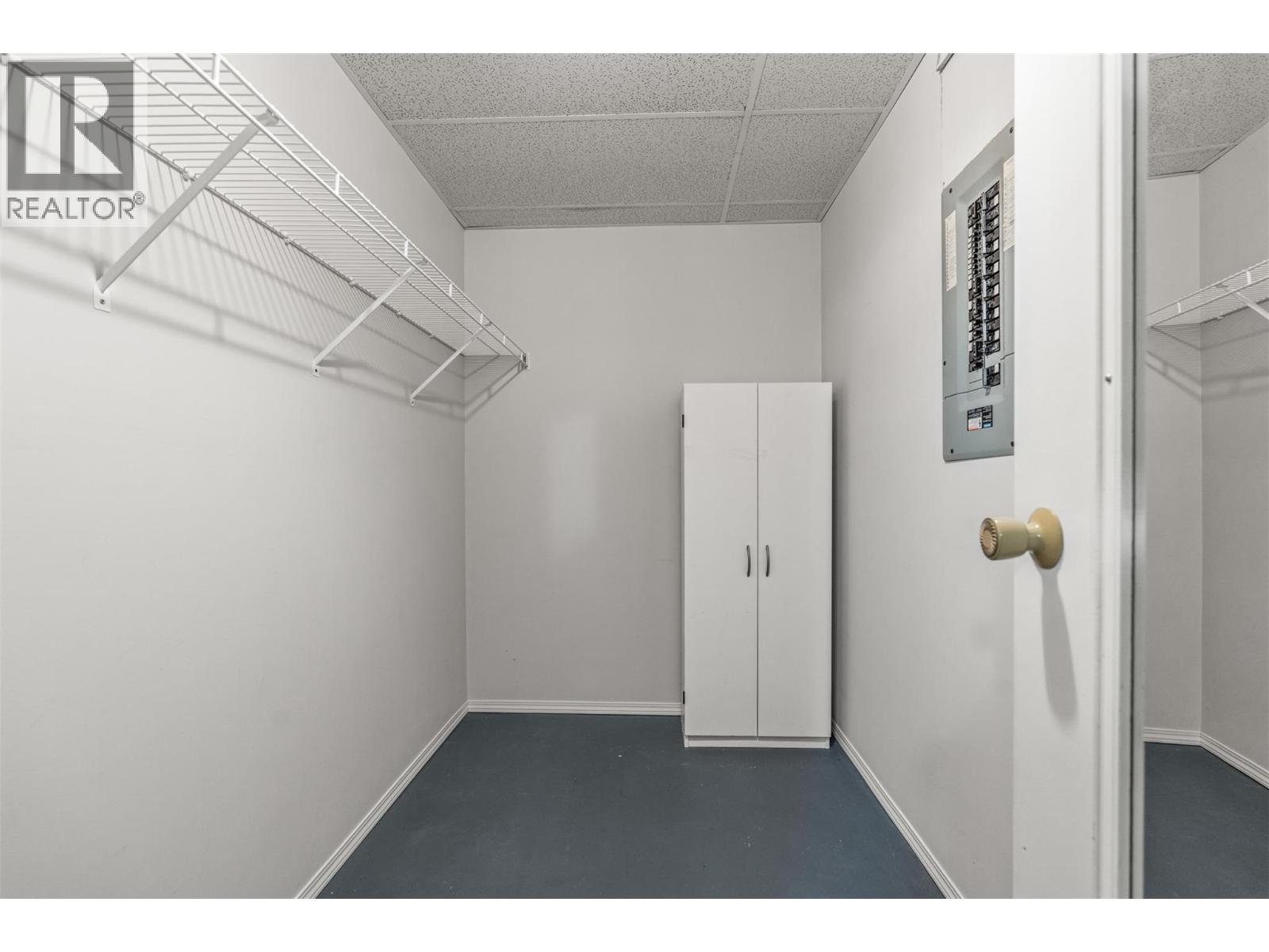 2825 Richfield Drive, Vernon