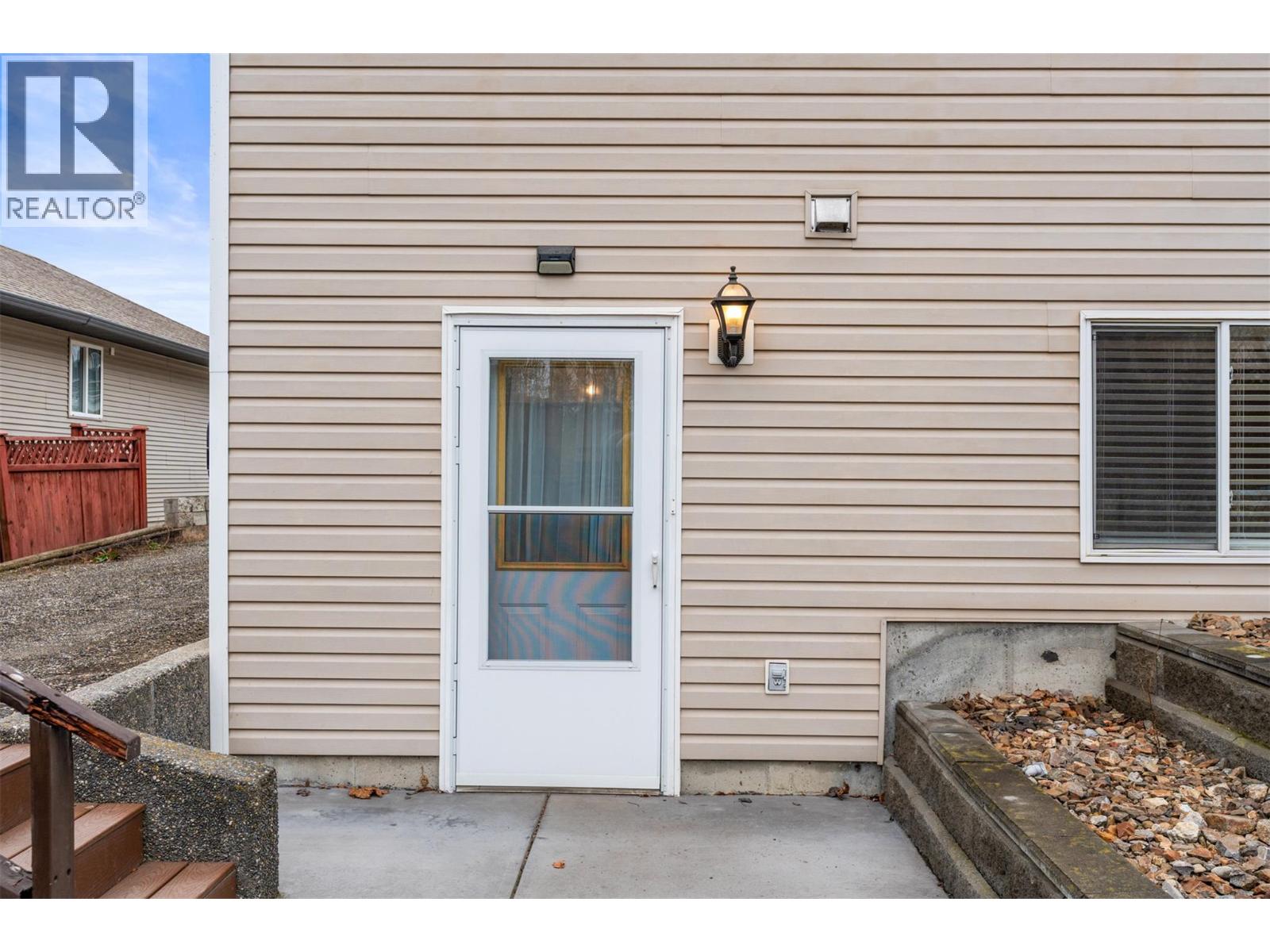 2825 Richfield Drive, Vernon