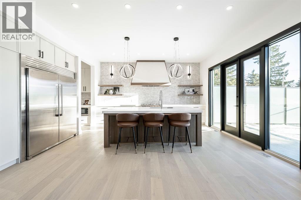 Single Family House for Sale in  Cannon Road NW Charleswood Calgary 