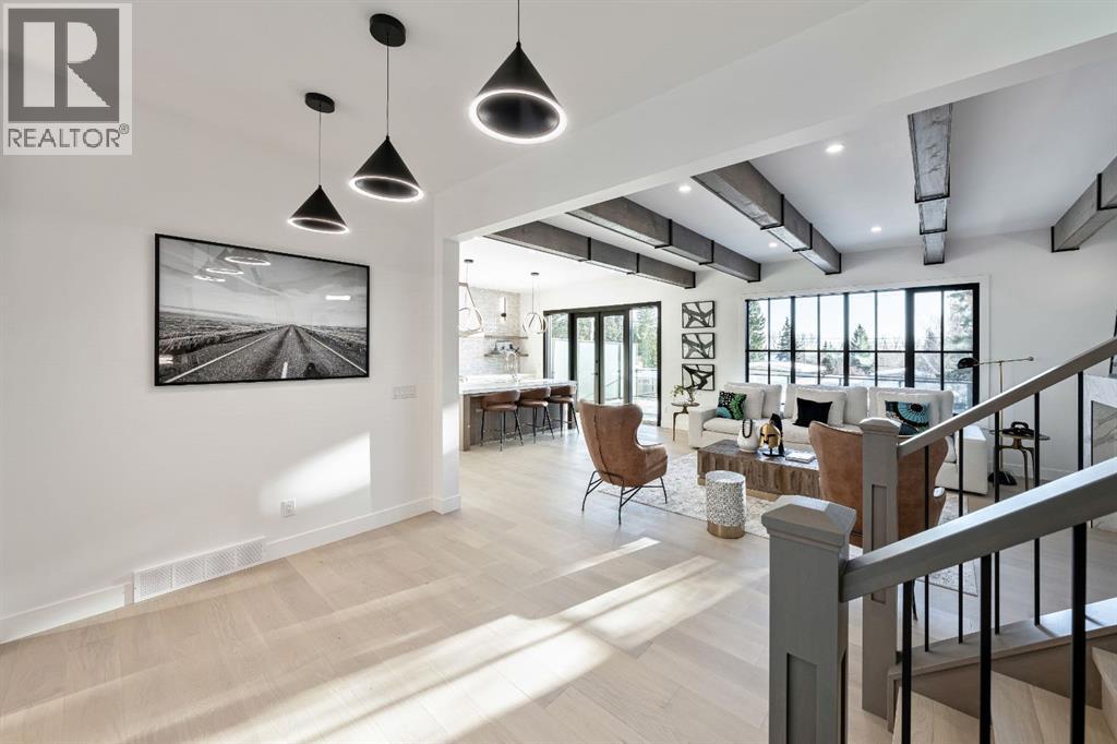 Single Family House for Sale in  Cannon Road NW Charleswood Calgary 