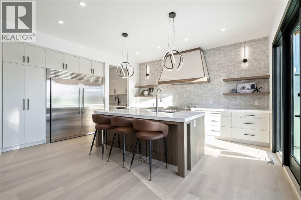 Single Family House for Sale in  Cannon Road NW Charleswood Calgary 