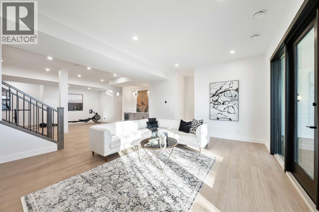 Single Family House for Sale in  Cannon Road NW Charleswood Calgary 