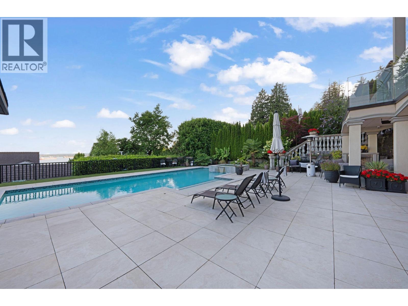 2538 OTTAWA AVENUE, West Vancouver