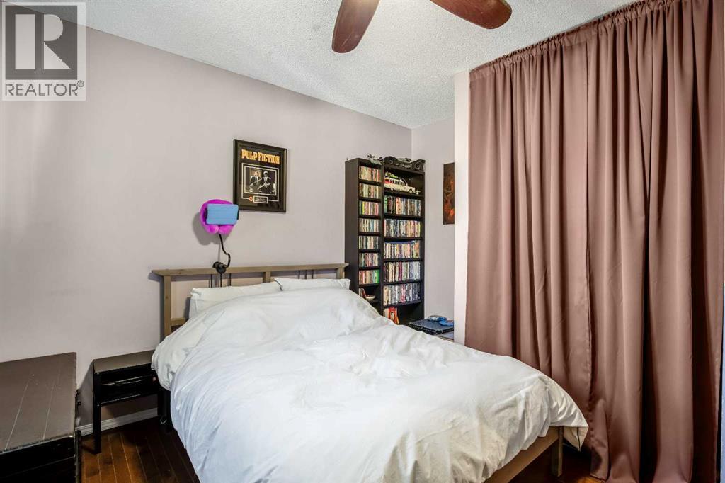 Single Family House for Sale in    Avenue NW Huntington Hills Calgary 