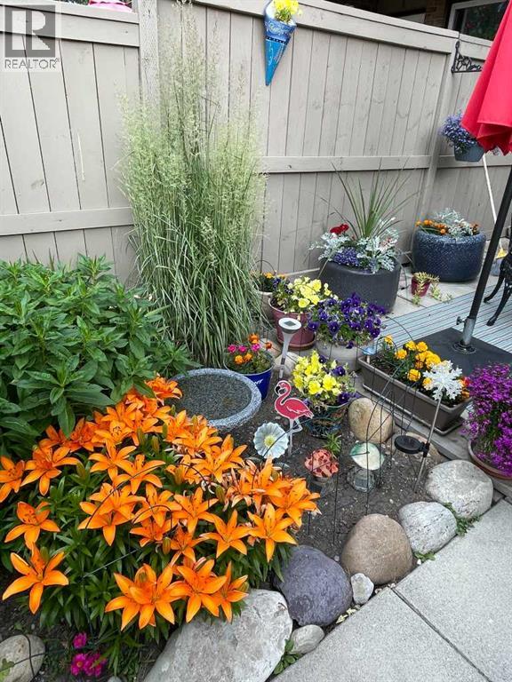 Single Family House for Sale in    Avenue NW Huntington Hills Calgary 