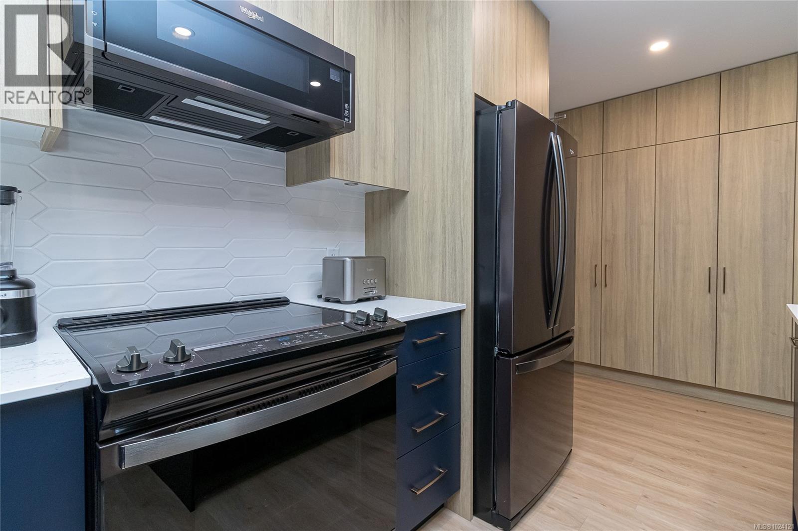 127 920 Reunion Avenue, Langford