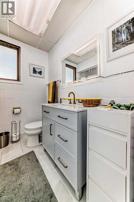 Single Family House Bungalow for Sale in   Avenue NE Tuxedo Park Calgary 