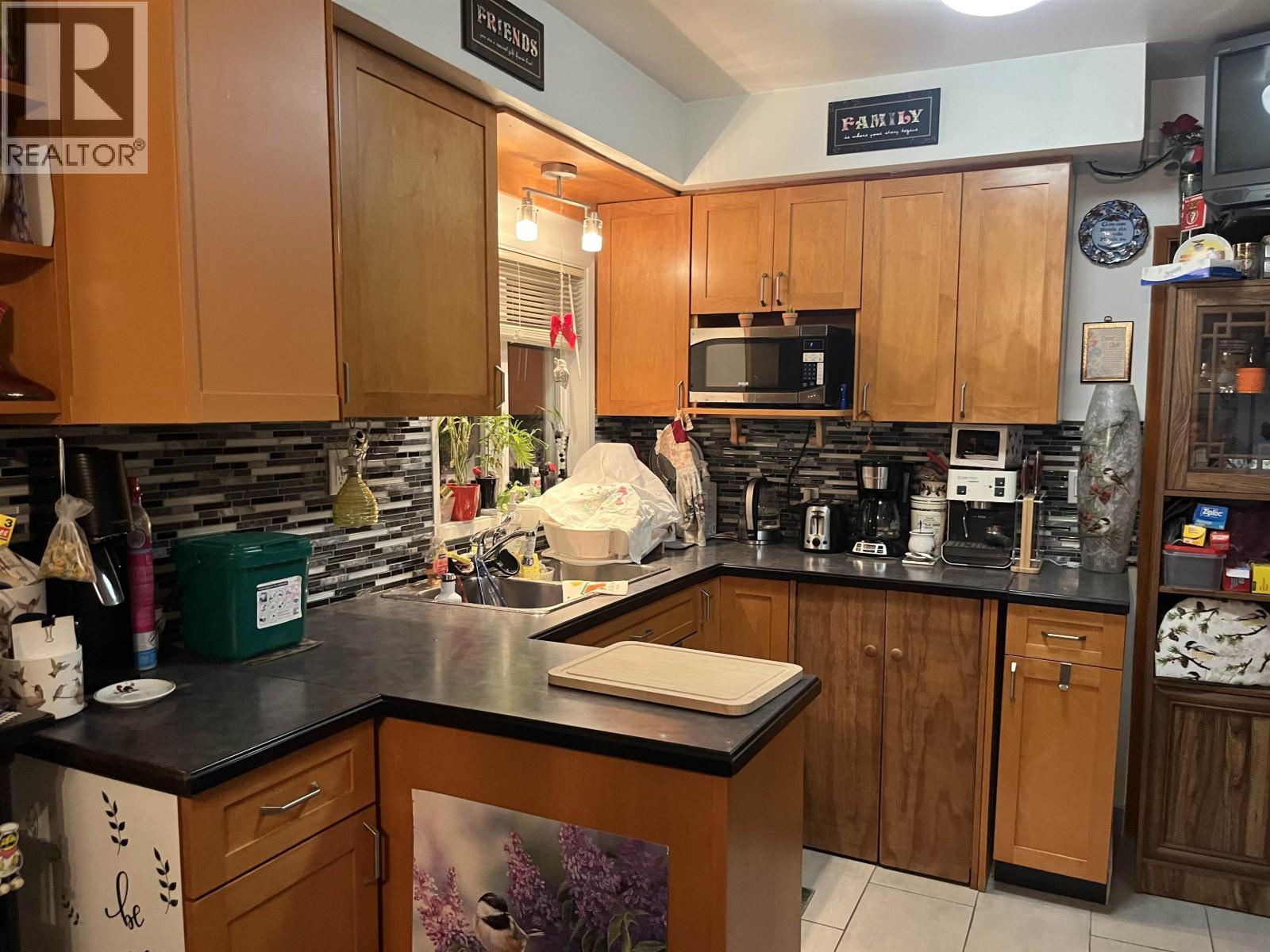 4042 NOOTKA Street - photo 2