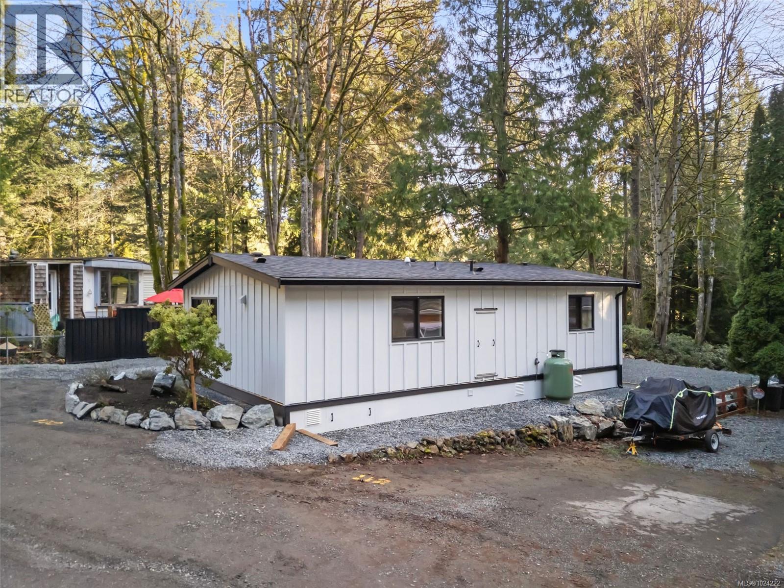 #110 2500 FLORENCE LAKE RD - 34