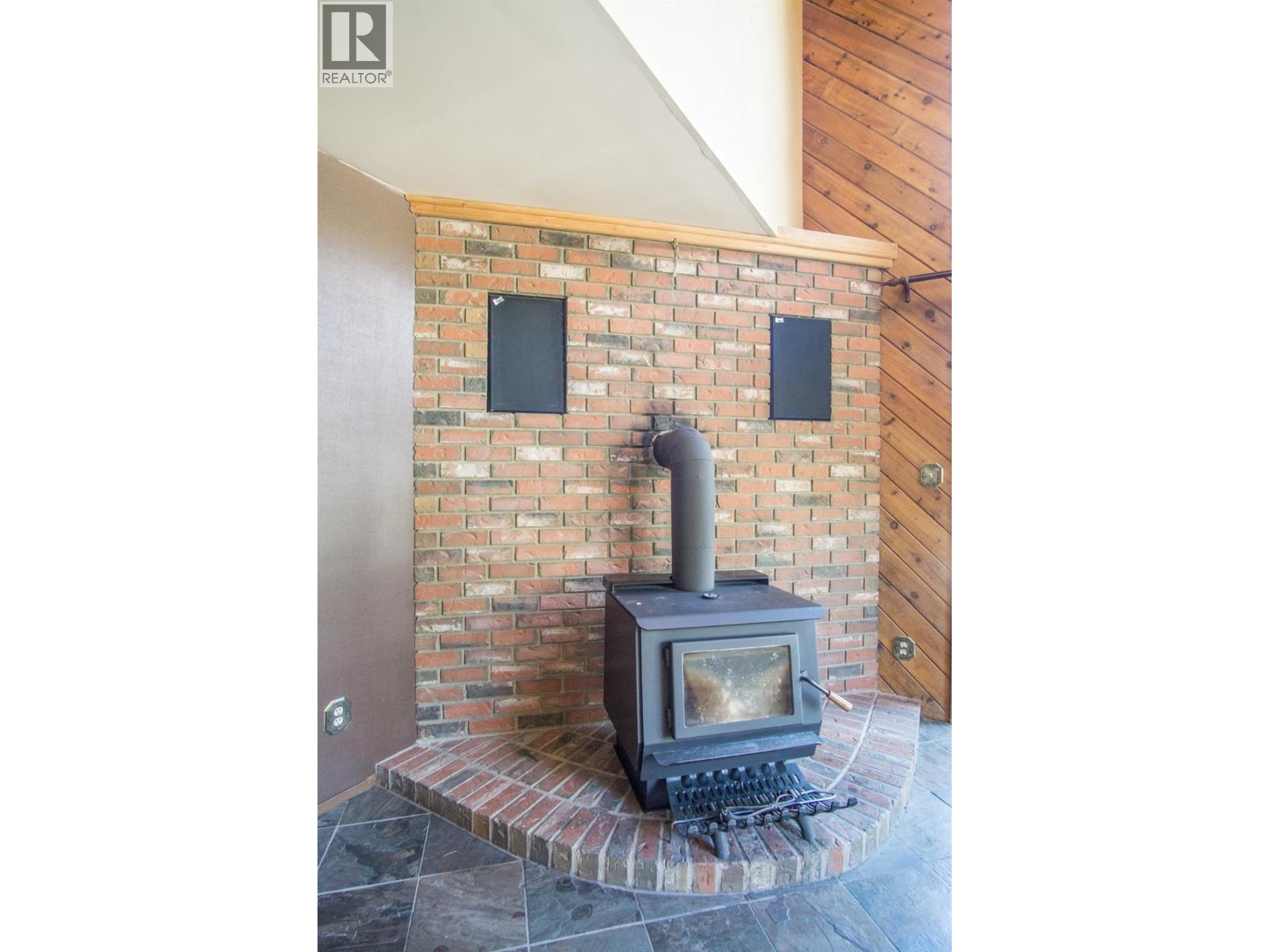 1049 Swansea Road, Invermere