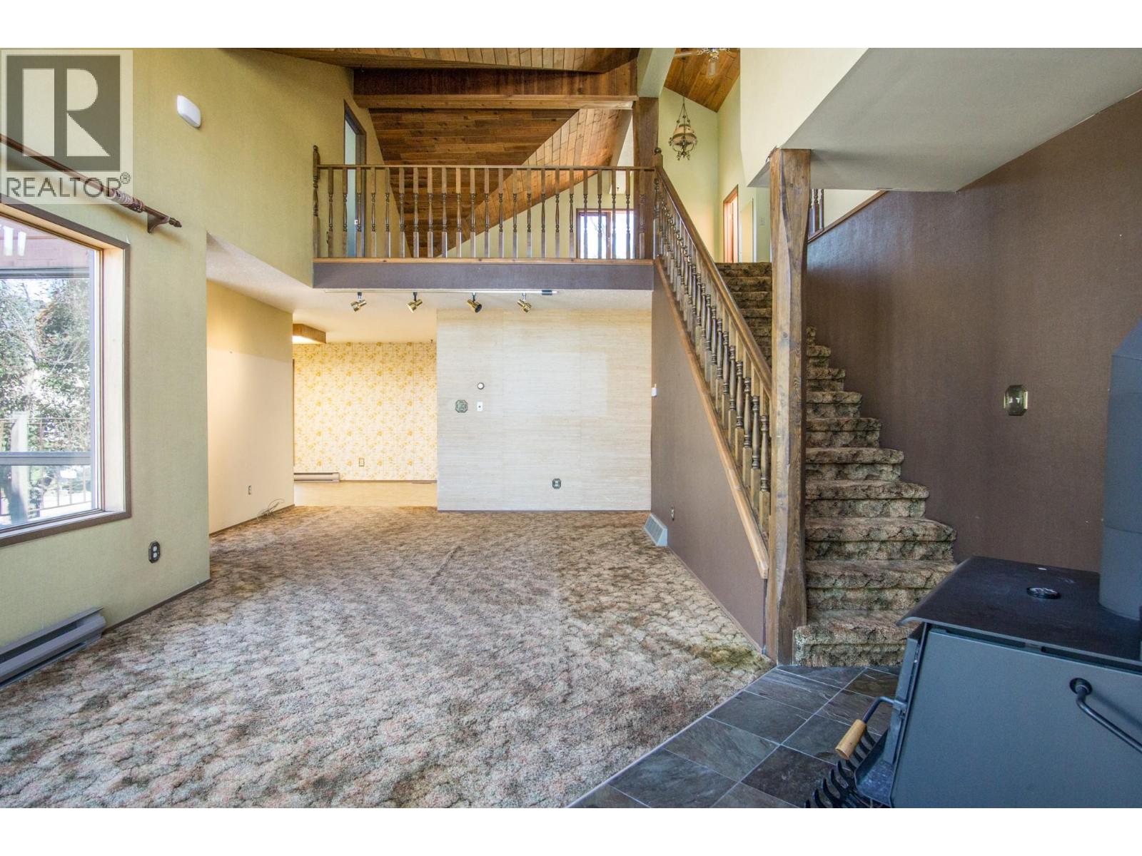 1049 Swansea Road, Invermere