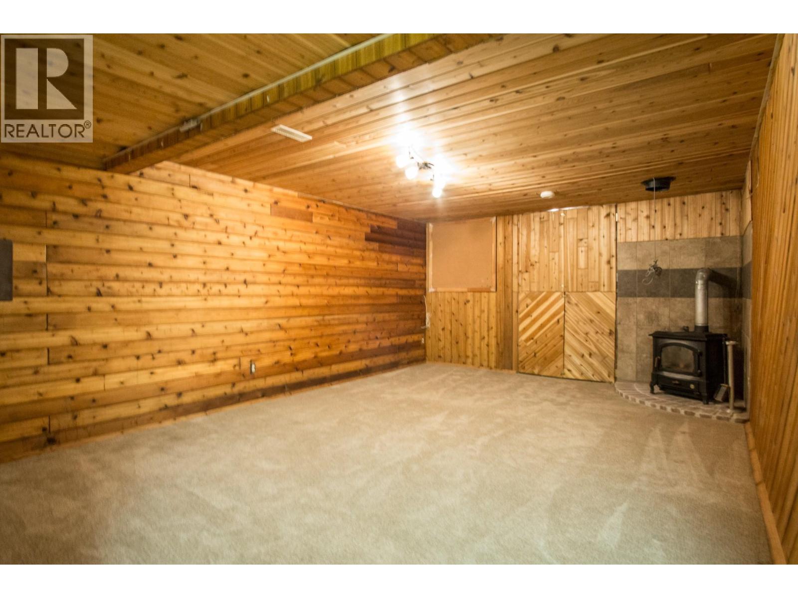 1049 Swansea Road, Invermere