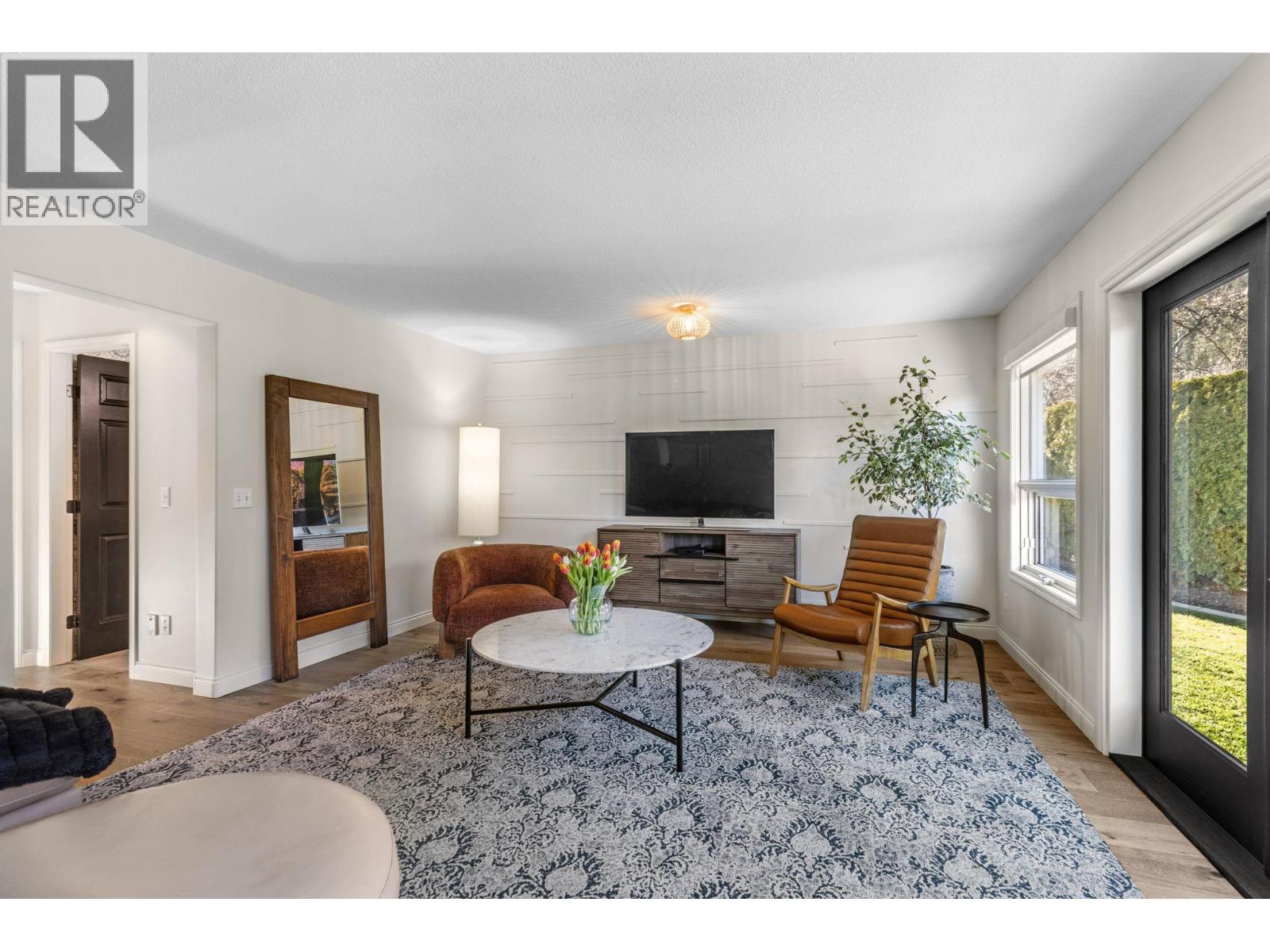 104 445 Yates Road, Kelowna