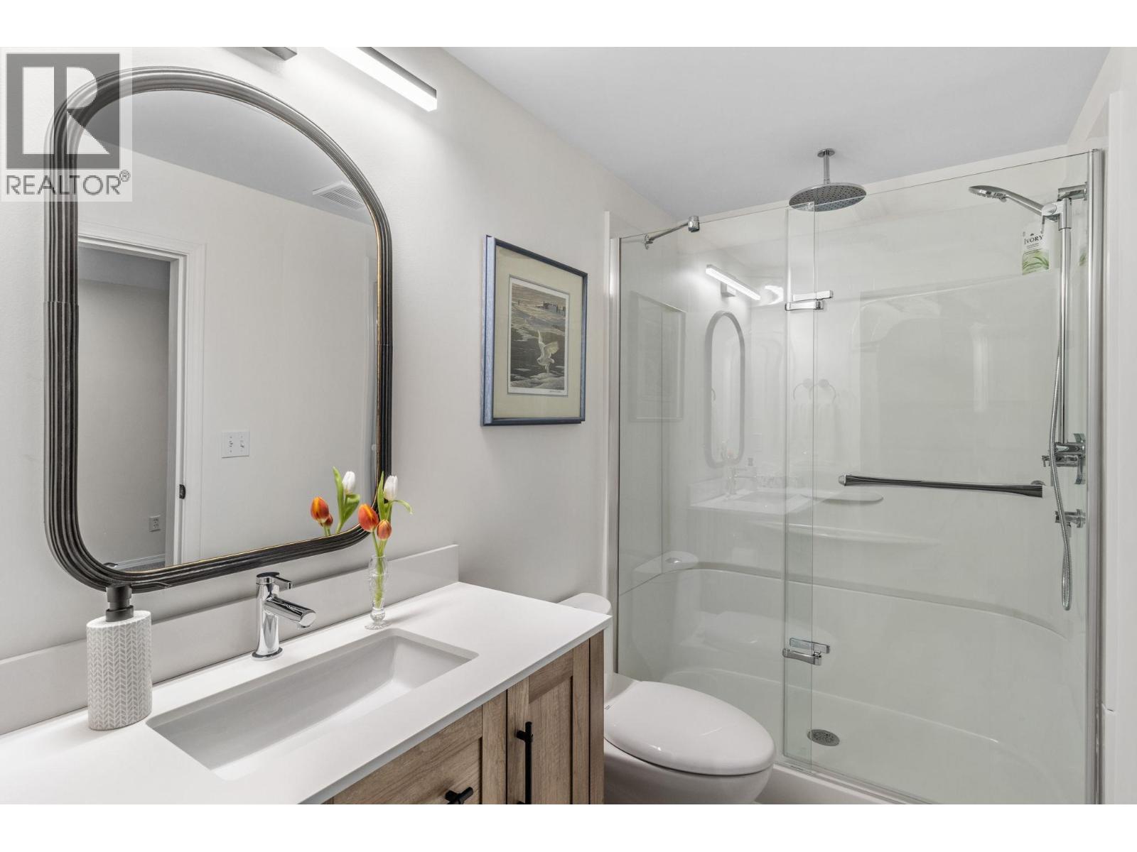 104 445 Yates Road, Kelowna