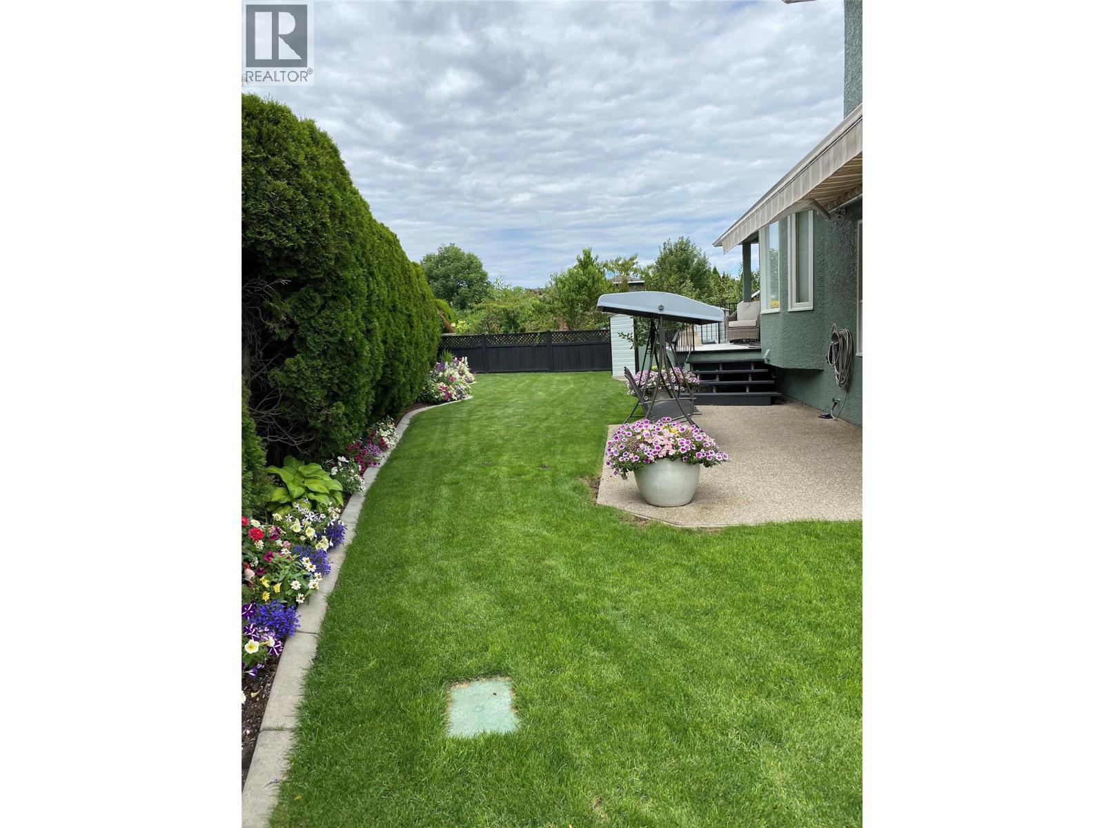 104 445 Yates Road, Kelowna