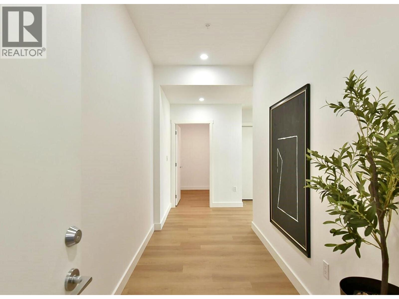 101 263 GOWER POINT ROAD, Gibsons