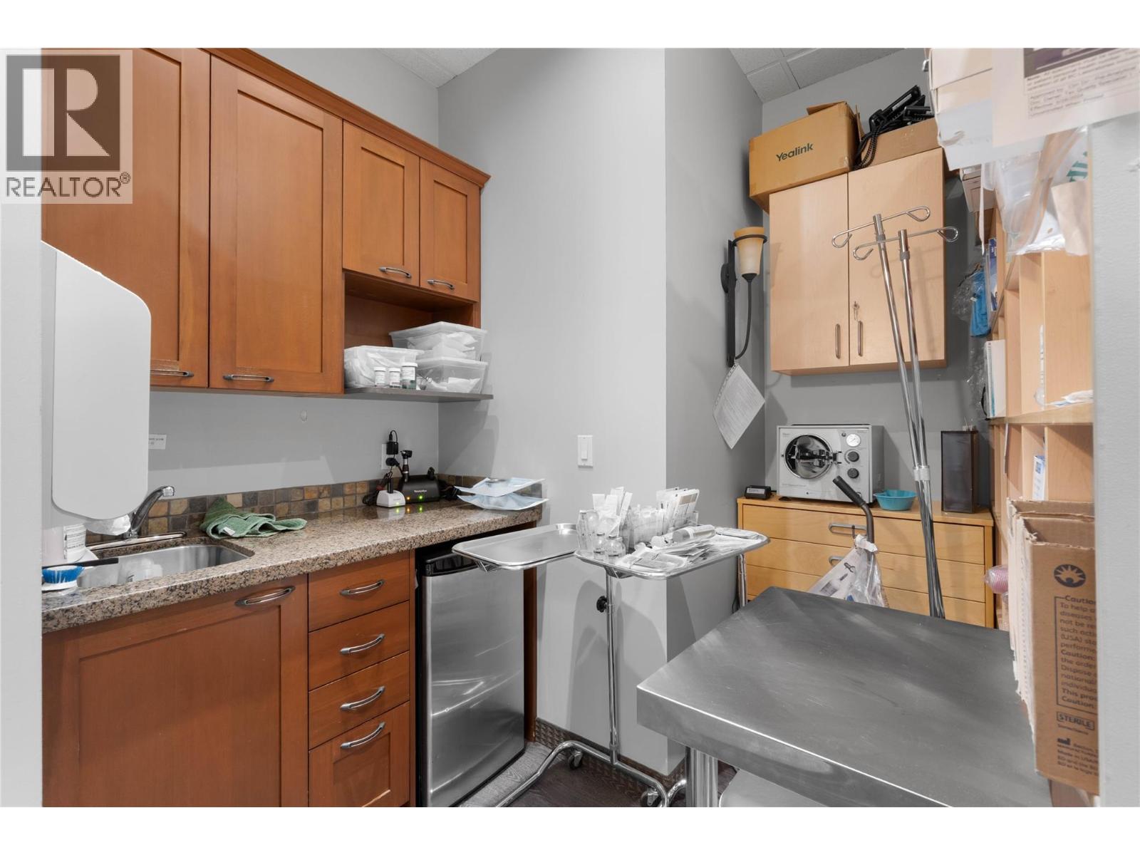 104 436 Lorne Street, Kamloops