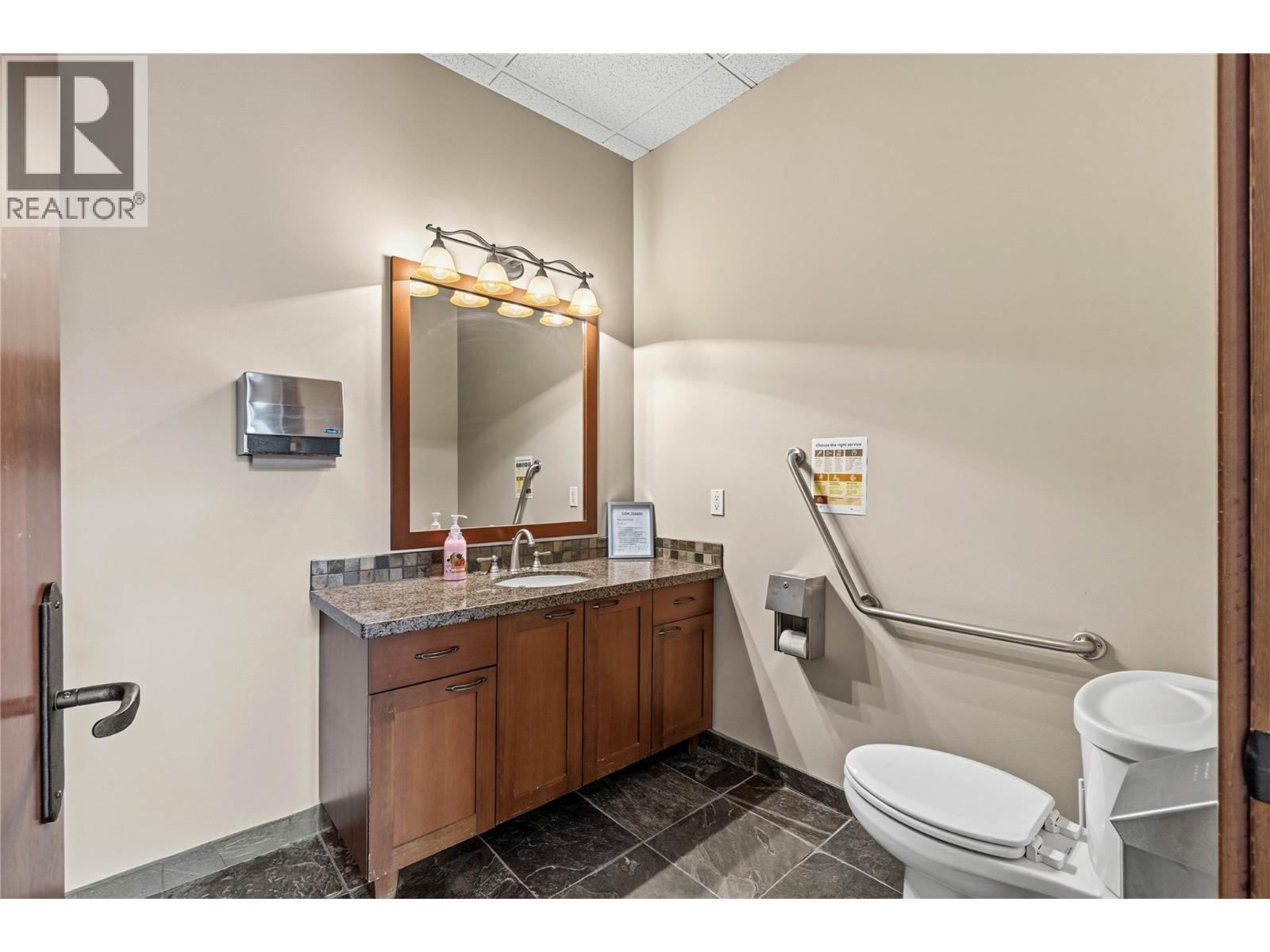 104 436 Lorne Street, Kamloops