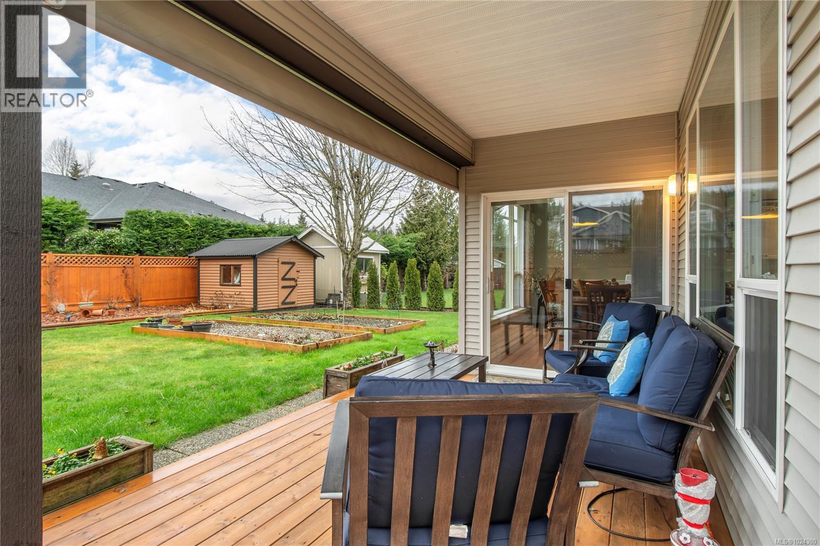 2010 College Dr, Campbell River