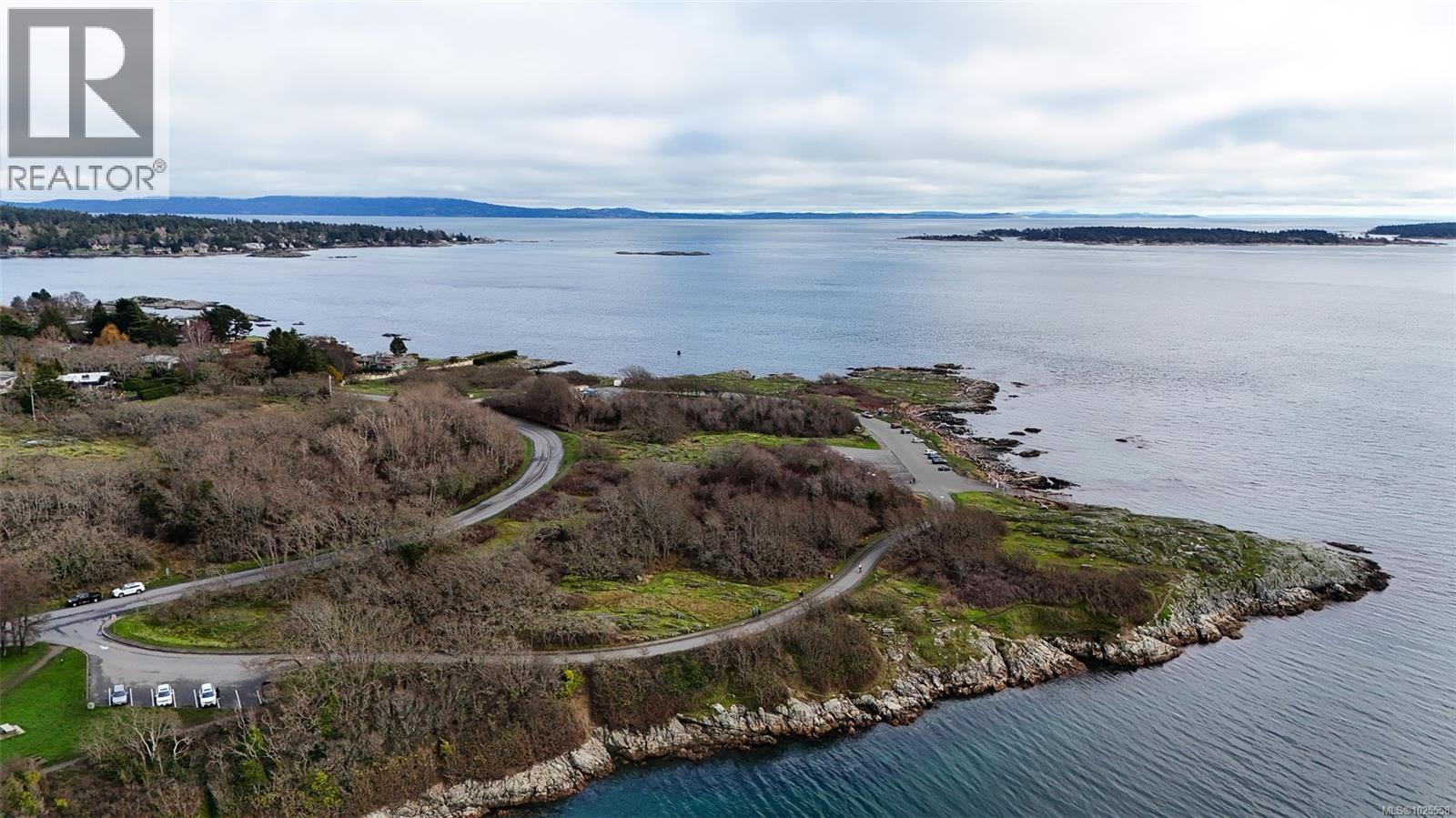  1280 Hampshire Road, Oak Bay