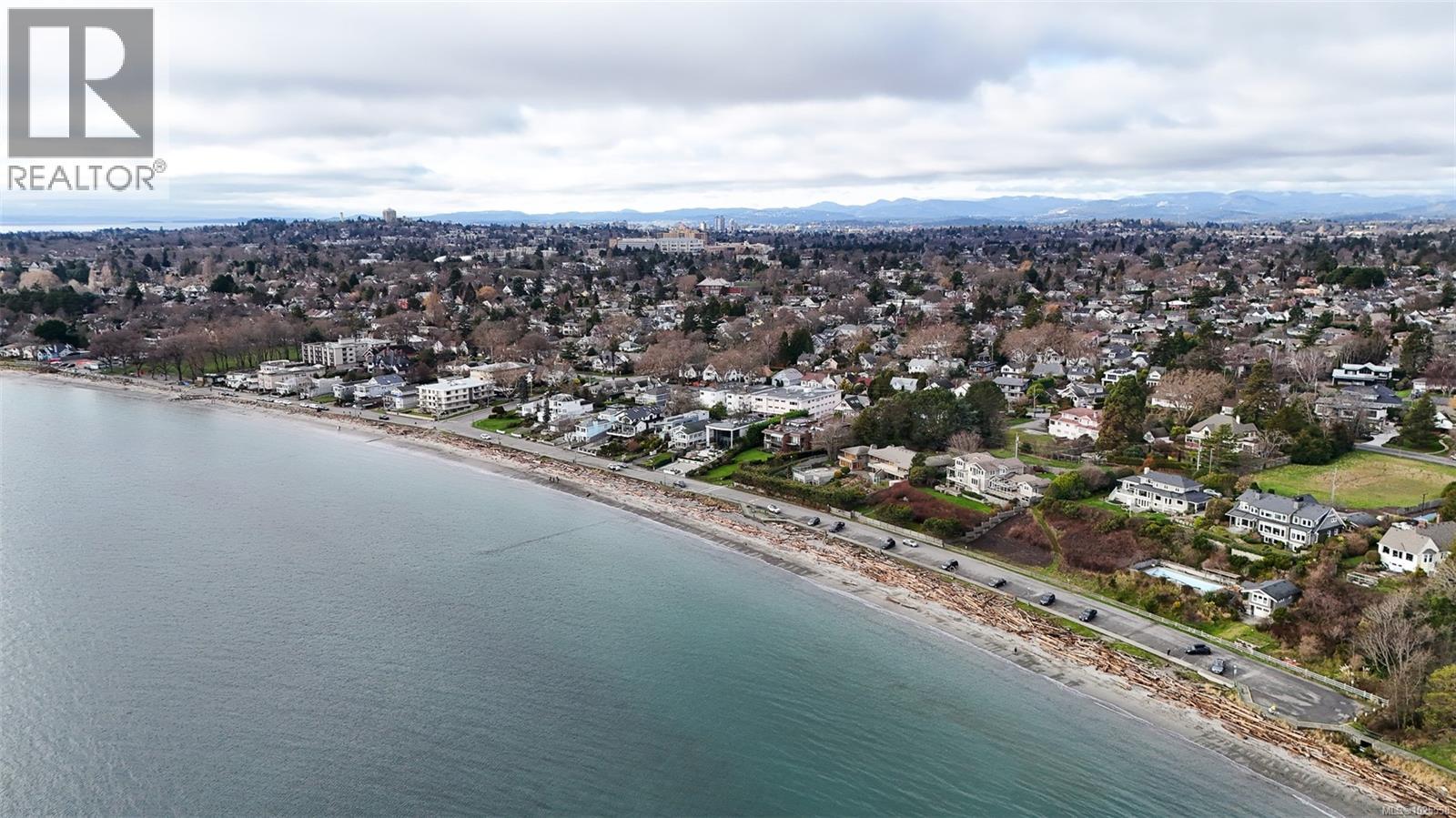  1280 Hampshire Road, Oak Bay