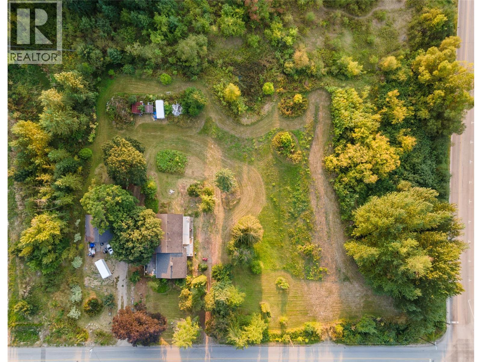 1121 Shuswap Street SW, Salmon Arm